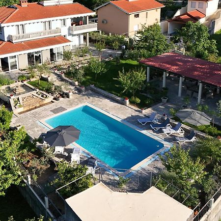 Pool House Maslina Apartamento Mostar Exterior foto